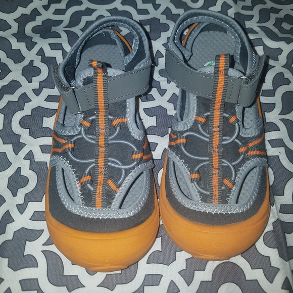 Newtz Other - 🍁 Newtz Boys beach sandals NWOT